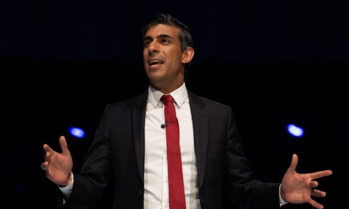 Rishi Sunak speaks at a Conservative Party leadership hustings in Eastbourne, England, on August 5, 2022. (Carl Court/Getty Images)