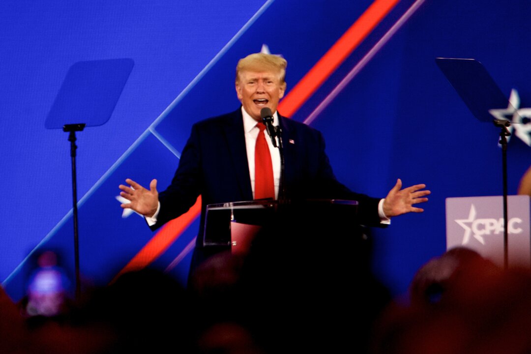 Trump Reveals What He'll Do for Fired Unvaccinated Military Service Members If He Wins in 2024