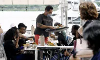 Restaurant Owners Forge Ahead Amid Multiple Economic Obstacles