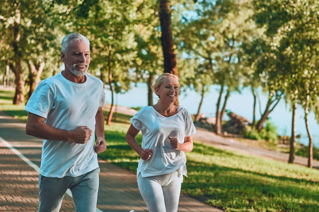 We lose healthy immune cells over the course of our lives, especially if we are often stressed, eat poorly, and don't exercise. (4 PM production/Shutterstock)