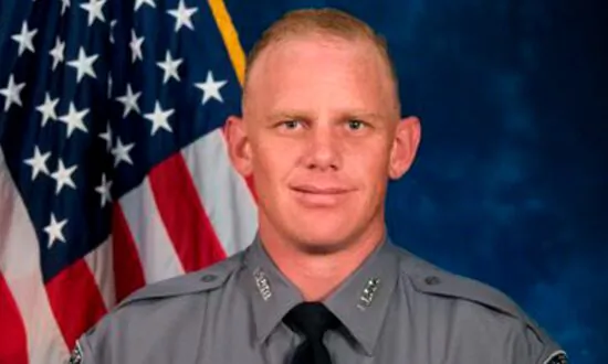 Sheriff’s Deputy and Woman Killed in Colorado Home Shooting