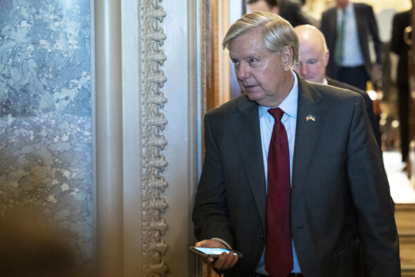 Epoch Times Photo
