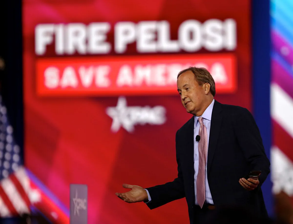 Texas attorney general Ken Paxton speaks at the Conservative Political Action Conference in Dallas at the Hilton Anatole, on  Aug. 5, 2022. (Bobby Sanchez/The Epoch Times)