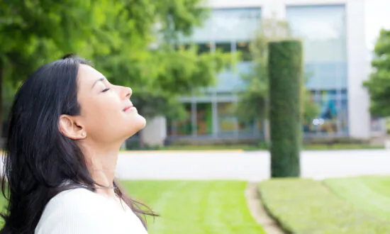 Why Being Outside Is a Natural Way to Control Infections