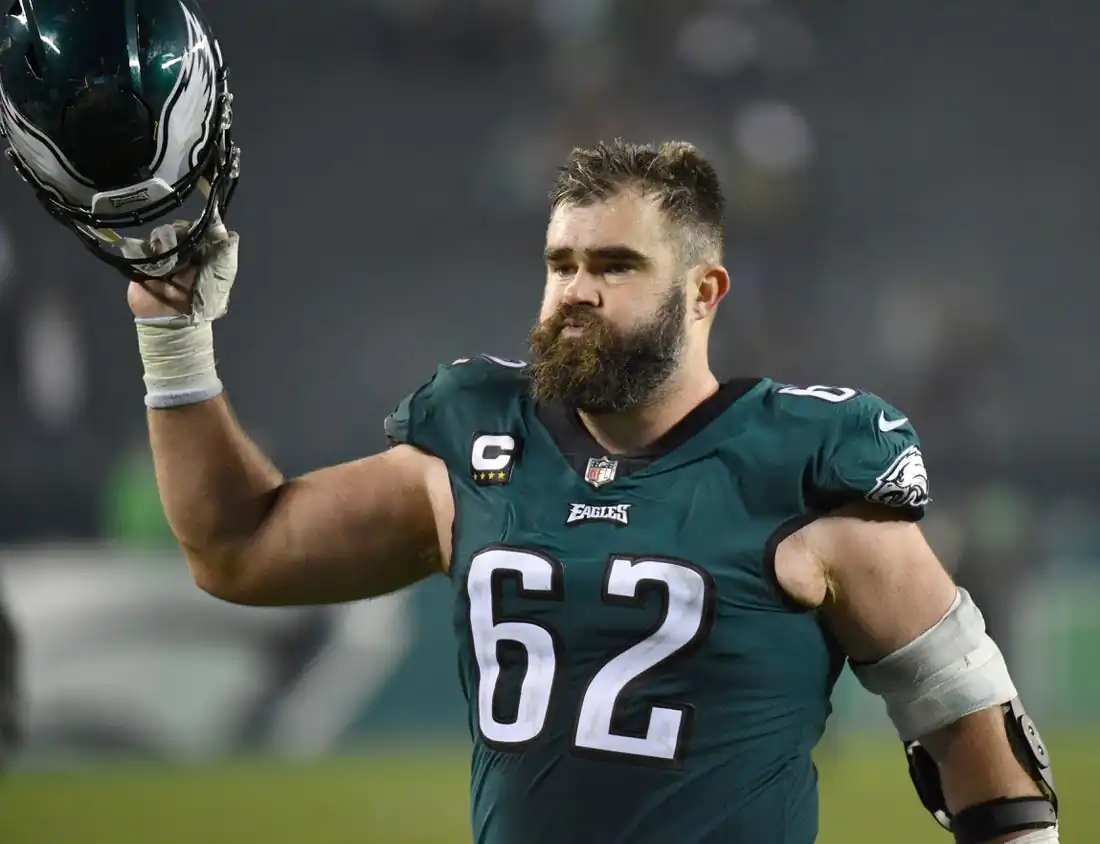 Eagles center Jason Kelce (62) walks off the field after win against the Washington Football Team at Lincoln Financial Field in Philadelphia on Dec. 21, 2021. (Eric Hartline/USA TODAY Sports via Field Level Media)