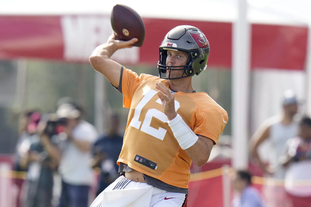 Tampa Bay Buccaneers quarterback Tom Brady throws during an NFL football training camp practice in Tampa, Fla., on Aug. 10, 2022. (Chris O'Meara/AP Photo)