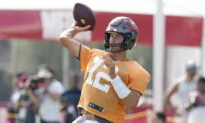 Tom Brady Ends 11-Day Break, Rejoins Buccaneers for Practice