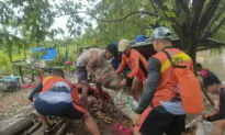 Tropical Storm Injures 3, Displaces Thousands in Philippines