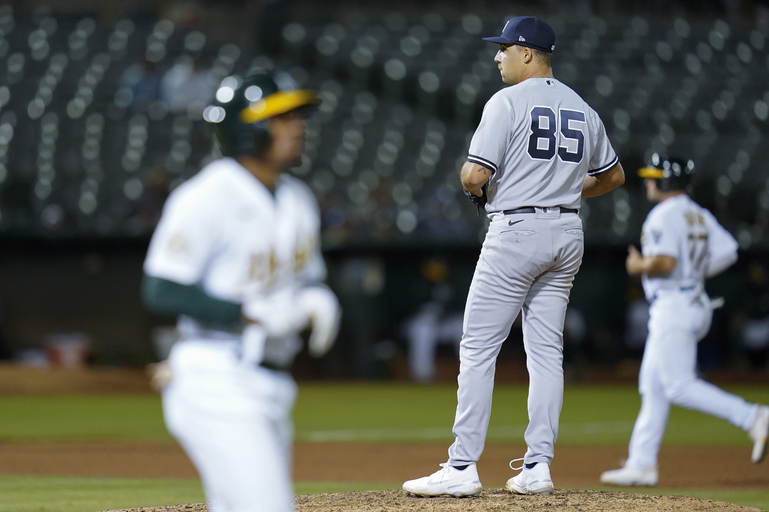 Wild MLB Debut by Yankees' Weissert; HBPs on First 2 Pitches - Vimarsana News