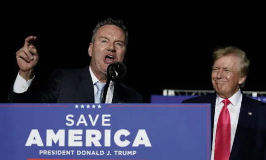 Trump-Endorsed Michels Defeats Pence-Backed Kleefisch in Wisconsin Governor’s Primary