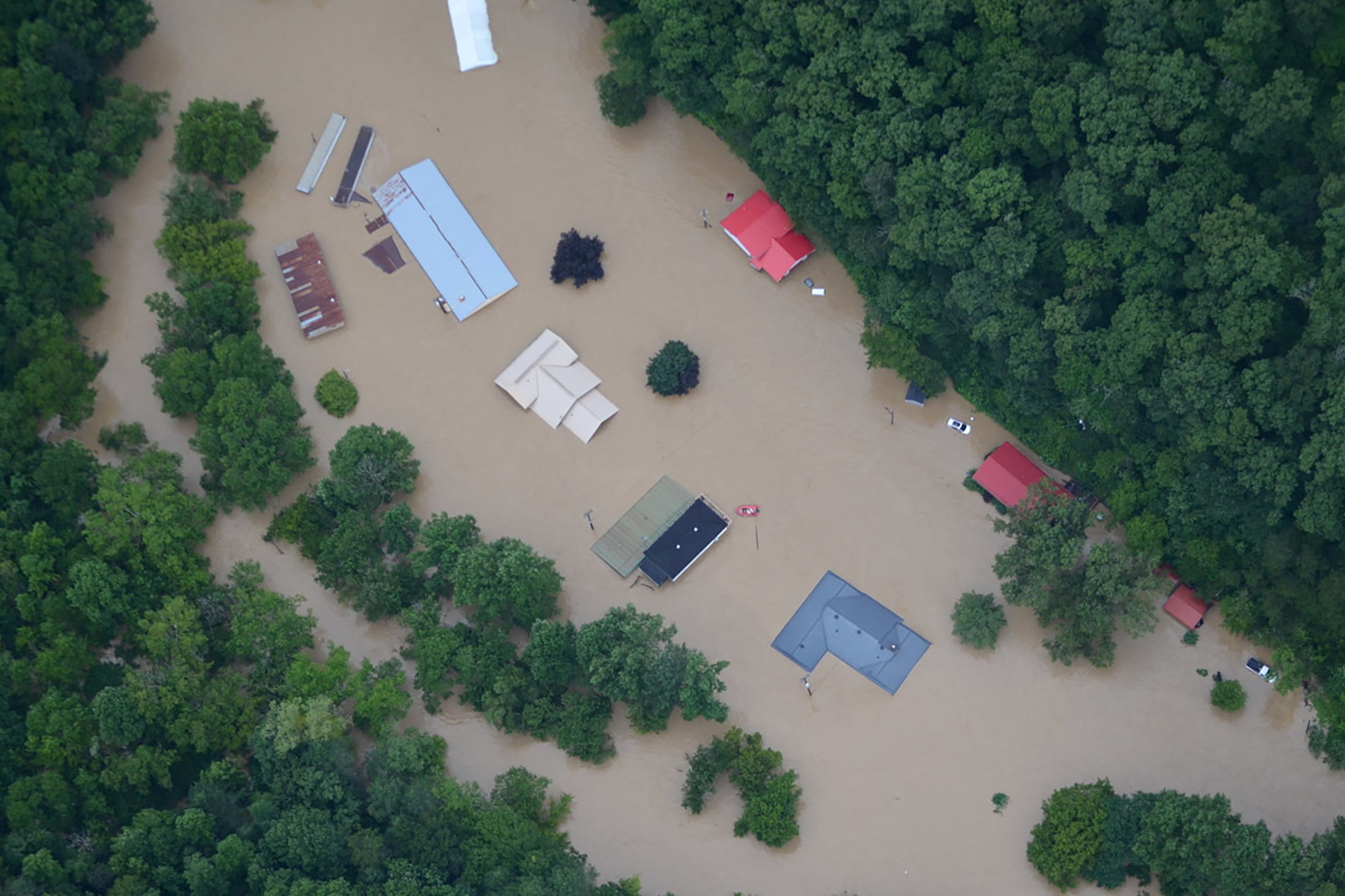 Kentucky Floods Kill at Least 37 as More Storms Forecast - Vimarsana News