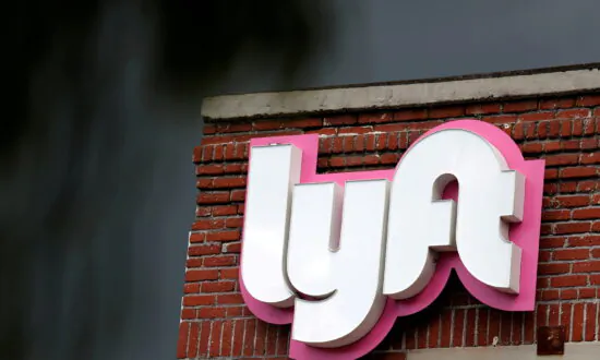 Lyft Posts Record Quarter, Sees Operating Profit of $1 Billion in 2024