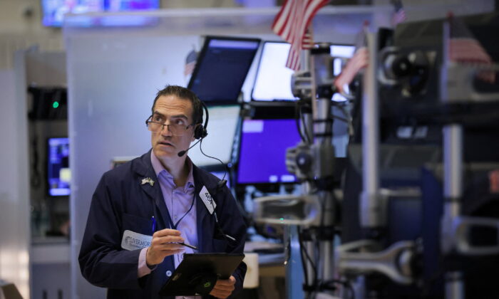A trader works on the trading floor at the New York Stock Exchange (NYSE) in Manhattan, New York City on Aug. 3, 2022. (Andrew Kelly/Reuters)