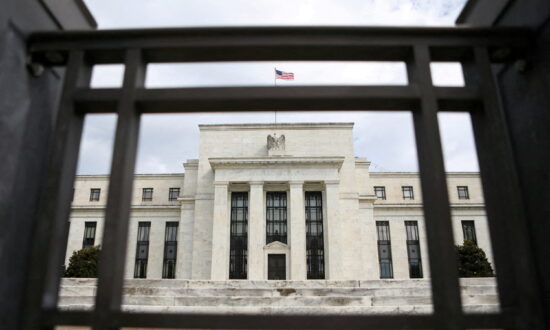 Fed Officials Say More Rate Hikes Needed, Despite Slowing Inflation