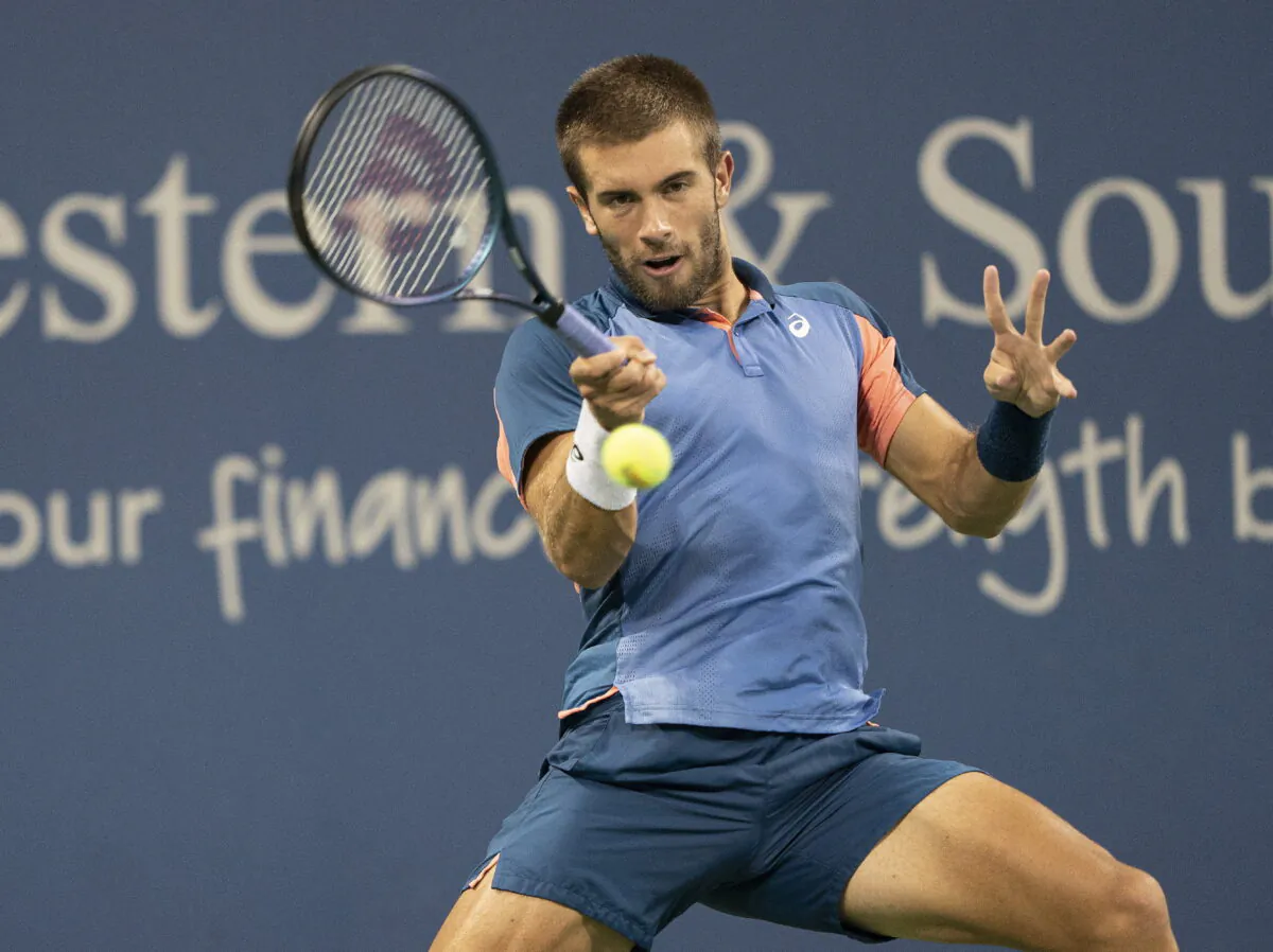 Borna Coric (CRO) returns a shot against Cameron Norrie (GBR) at the Western & Southern Open at the Lindner Family Tennis Center in  Cincinnati, August 20, 2022. (Susan Mullane-USA TODAY Sports via Field Level Media)
