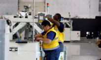 US Core Capital Goods Orders Rise, but Momentum Slows