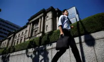 Japan’s Consumer Inflation Off 41-year High but Cost Pressure Persists