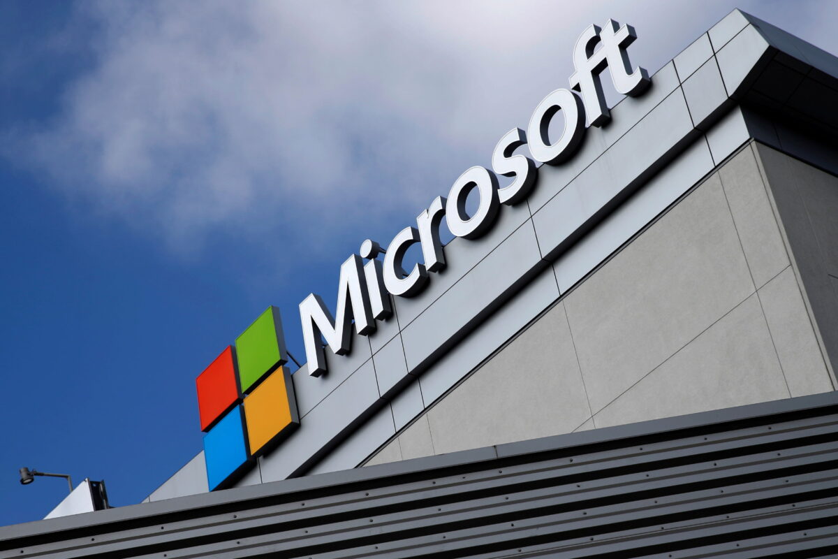 Microsoft Cutting Jobs as Recession Fears Mount