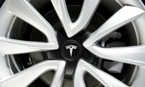 Tesla Seeks to Overturn Louisiana Ban on Direct Car Sales