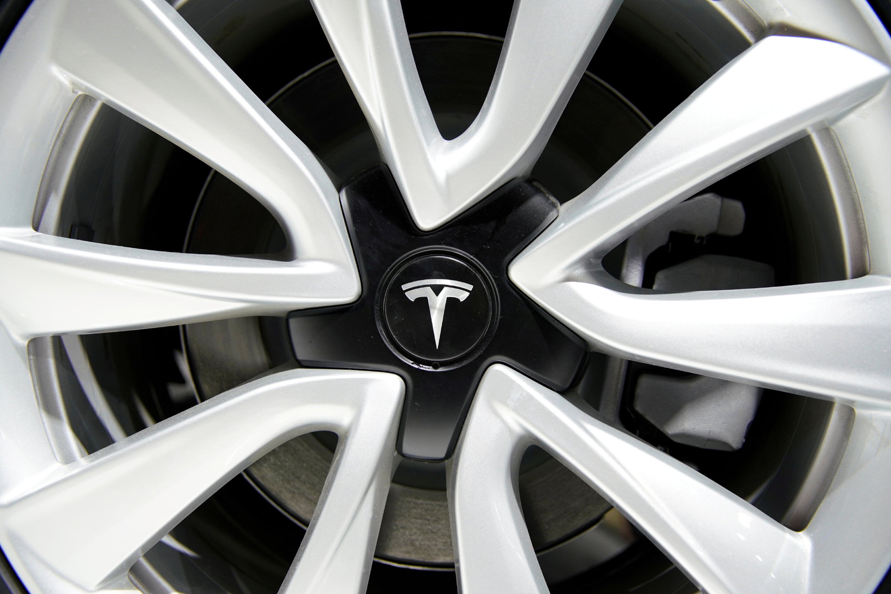 Tesla Hikes US Prices Days After 6th Price Cut This Year - Vimarsana News