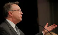 Fed Officials See US Interest Rates Rising Further