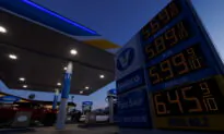 US Gasoline Futures Fall to Pre-Ukraine Invasion Levels