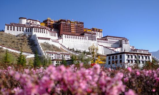 Tibet Shuts Down Potala Palace Over First COVID Outbreak in 2 Years