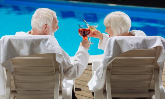 Early Retirement Will Bankrupt Your Dreams, Here’s Why