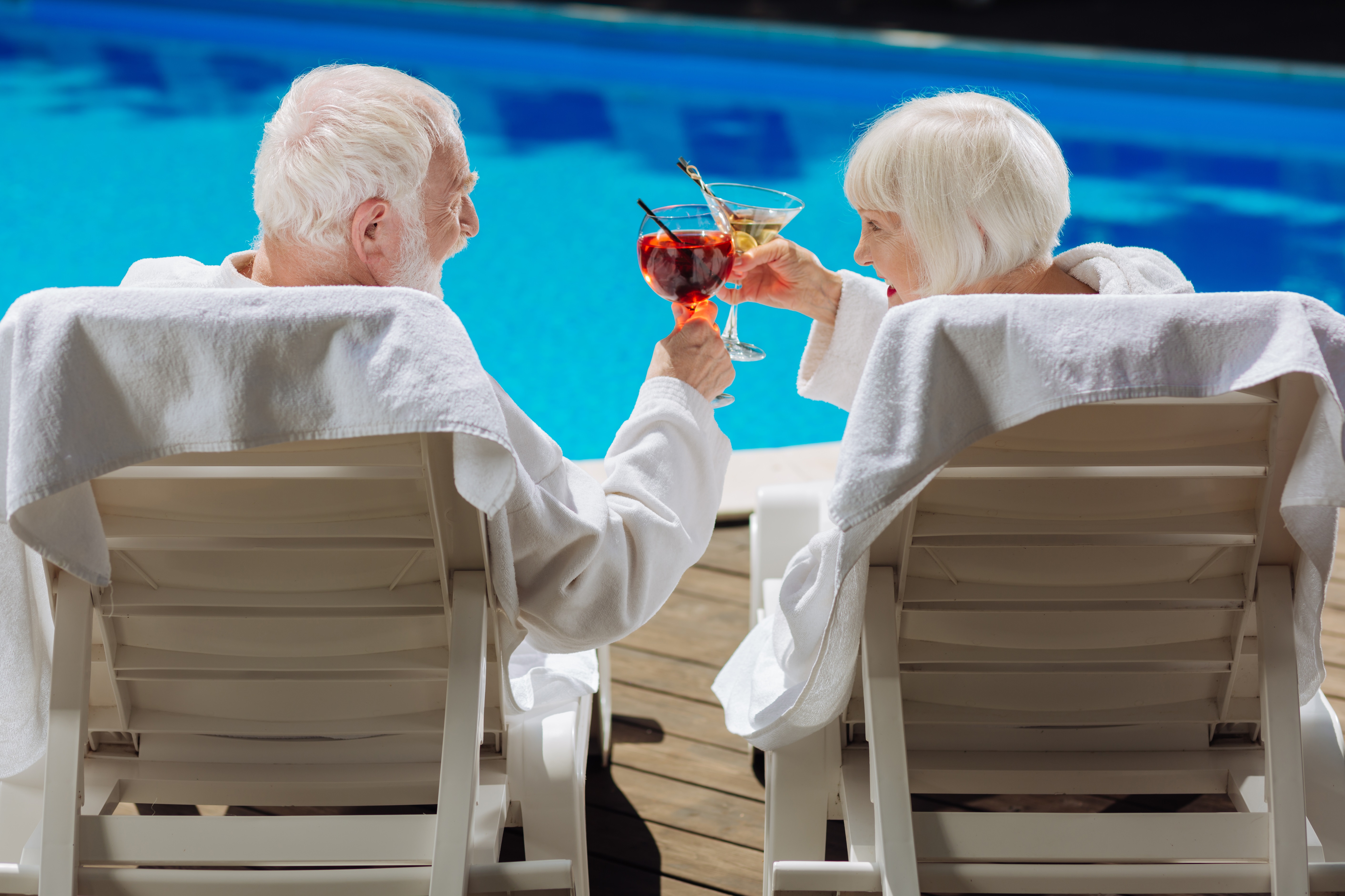 Early Retirement Will Bankrupt Your Dreams, Here's Why - Vimarsana News