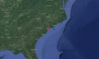 Umbrella Swept by Wind Kills Woman at South Carolina Beach