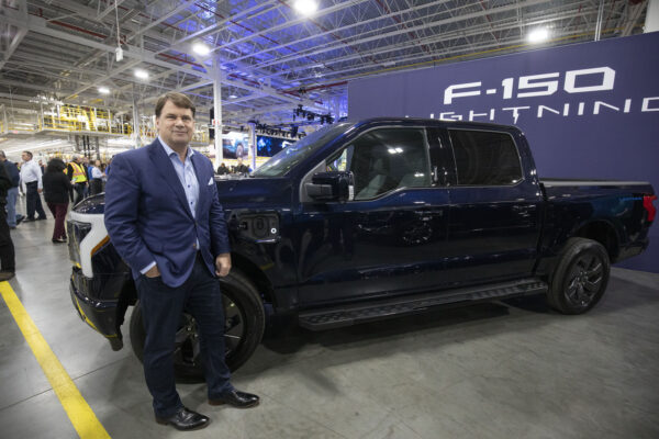 Ford CEO Says 'Employee Pricing' for Everyone Will Continue Amid Auto Tariffs