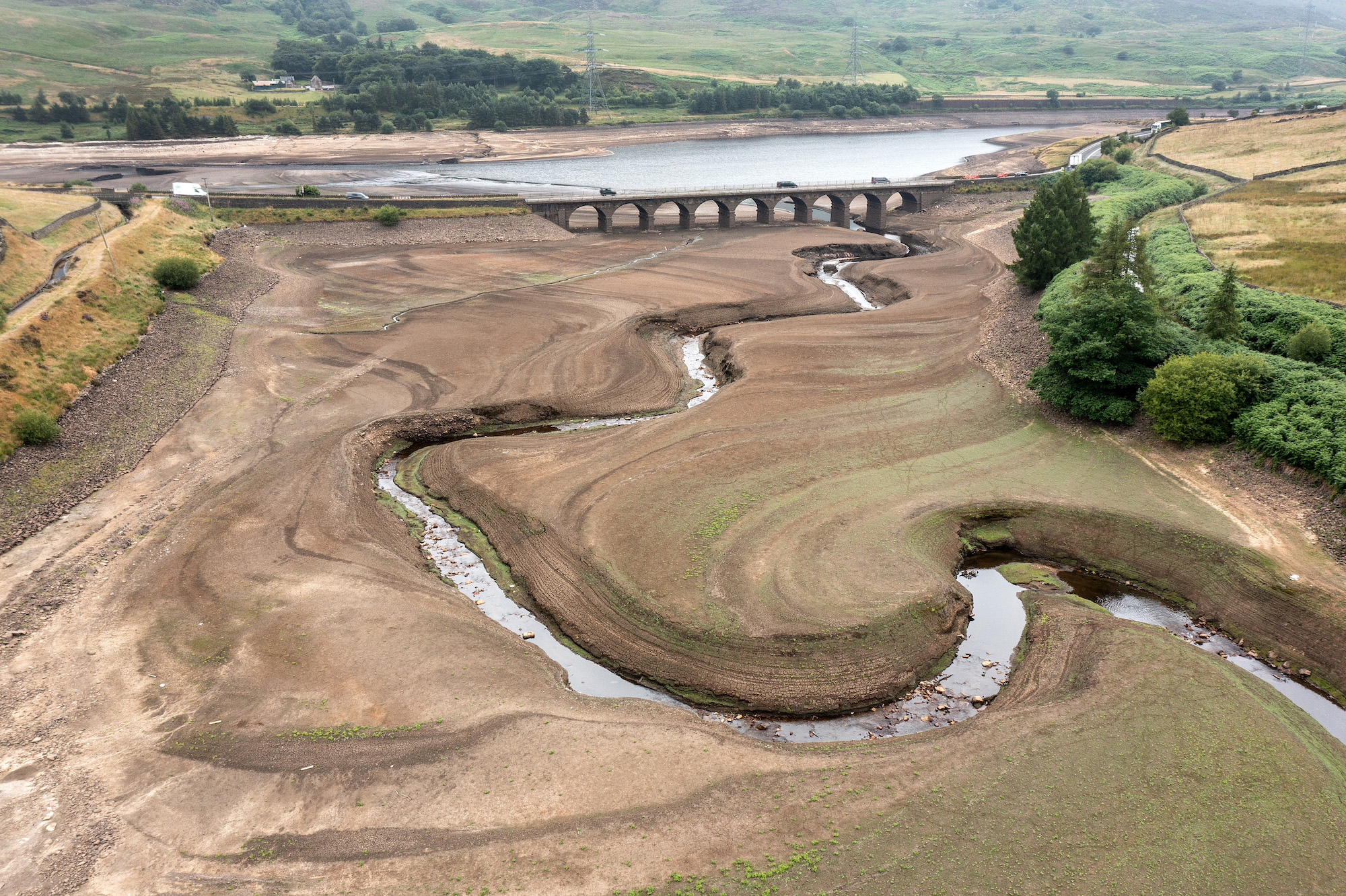 UK Water Regulator Will 'Hold Companies to Account' Amid Drought - Vimarsana News