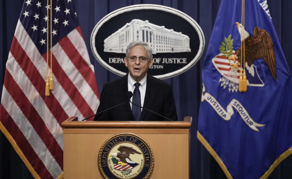 Attorney General Merrick Garland delivers a statement at the U.S. Department of Justice in Washington, on Aug. 11, 2022. (Drew Angerer/Getty Images)