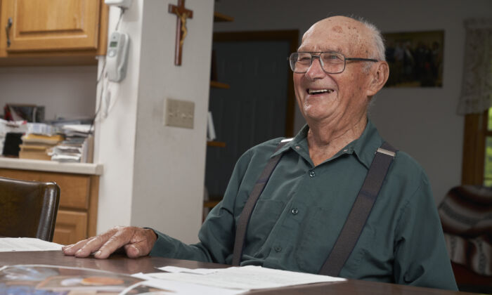Frank Falter spent a lifetime on his family's Wisconsin farm and has finally retired at age 93, in August 2022. (Chris Duzynski/The Epoch Times)