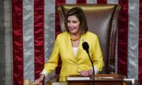 Pelosi Participates in US Capitol Christmas Tree Lighting