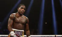 4-Time Boxing Champ Broner Withdraws From Saturday Fight