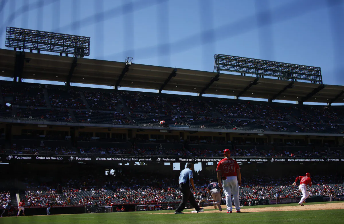 Shohei Ohtani #17 of the Los Angeles Angels runs to second base against the Minnesota Twins in the fifth inning at Angel Stadium of Anaheim in Anaheim, Calif., on Aug. 14, 2022. (Ronald Martinez/Getty Images)
