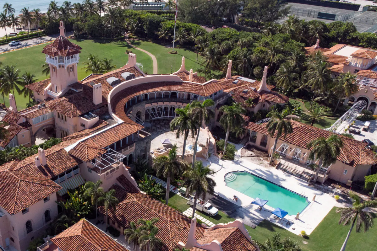 An aerial view of former U.S. President Donald Trump's Mar-a-Lago home after Trump said that FBI agents searched it, in Palm Beach, Fla., on Aug. 15, 2022. (Marco Bello/Reuters)