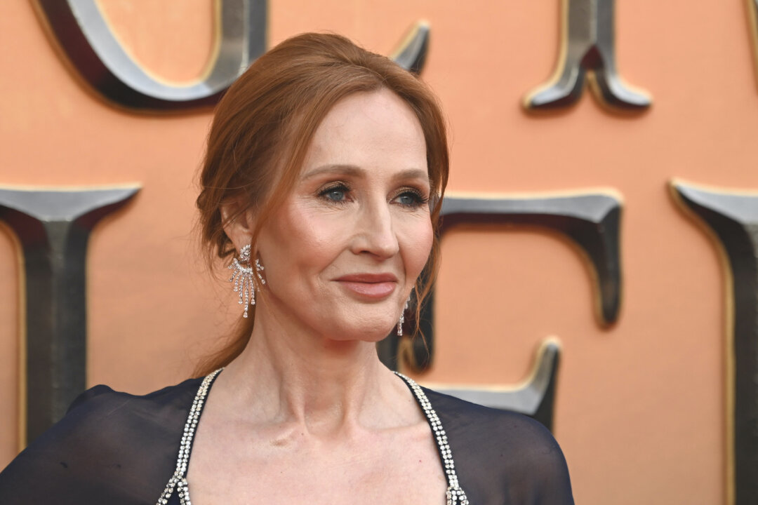 Vancouver Parks Board Apologizes for Harry Potter Event, JK Rowling