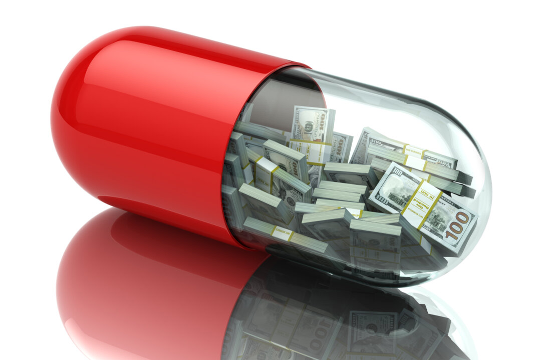 Worldwide sales of SSRIs have been estimated to soar as high as $18.29 billion by 2027. (Maxx-Studio/Shutterstock)
