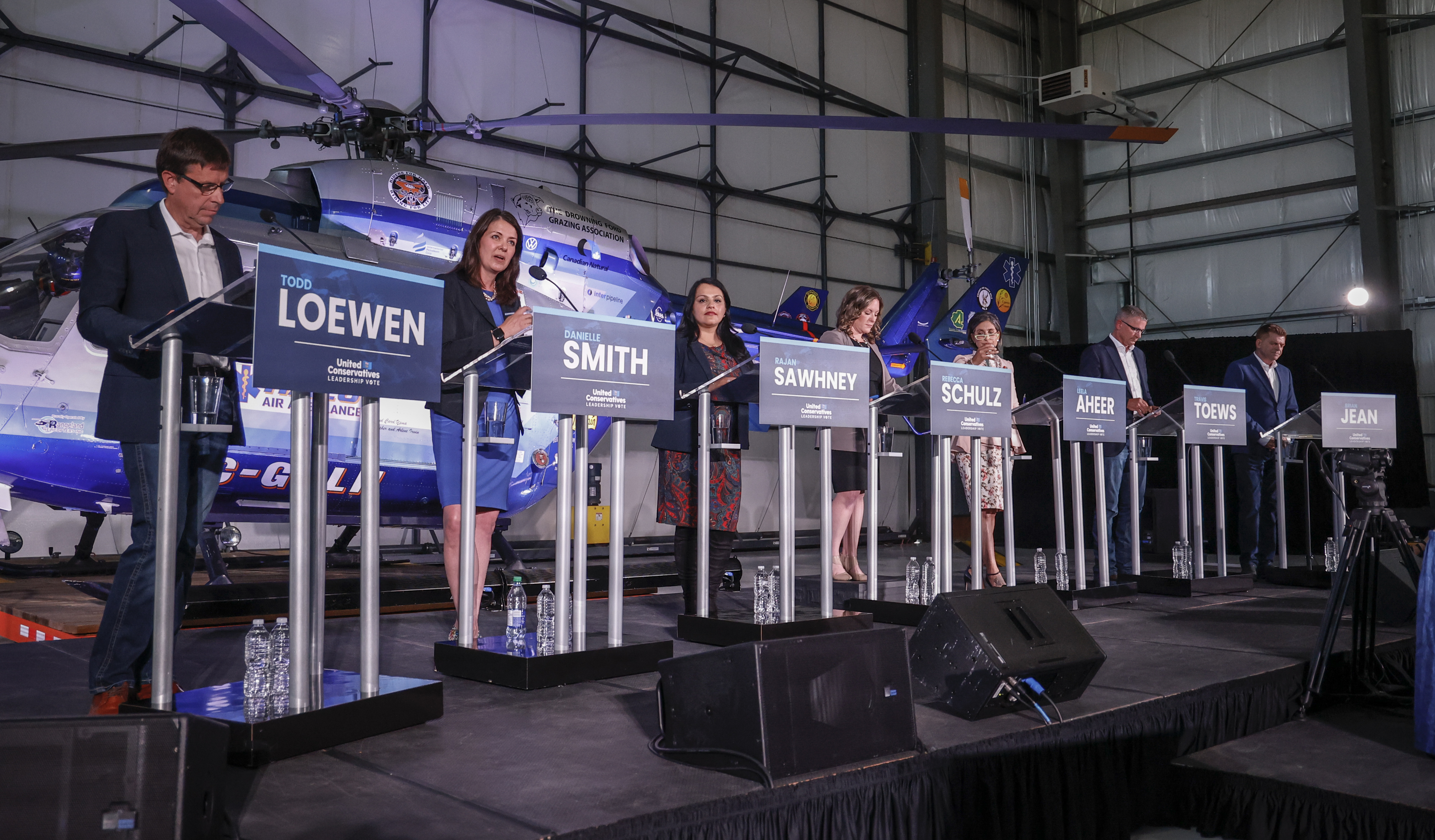 Alberta's UCP Leadership Hopefuls Position Themselves on Smith's Proposed Sovereignty Act - Vimarsana News