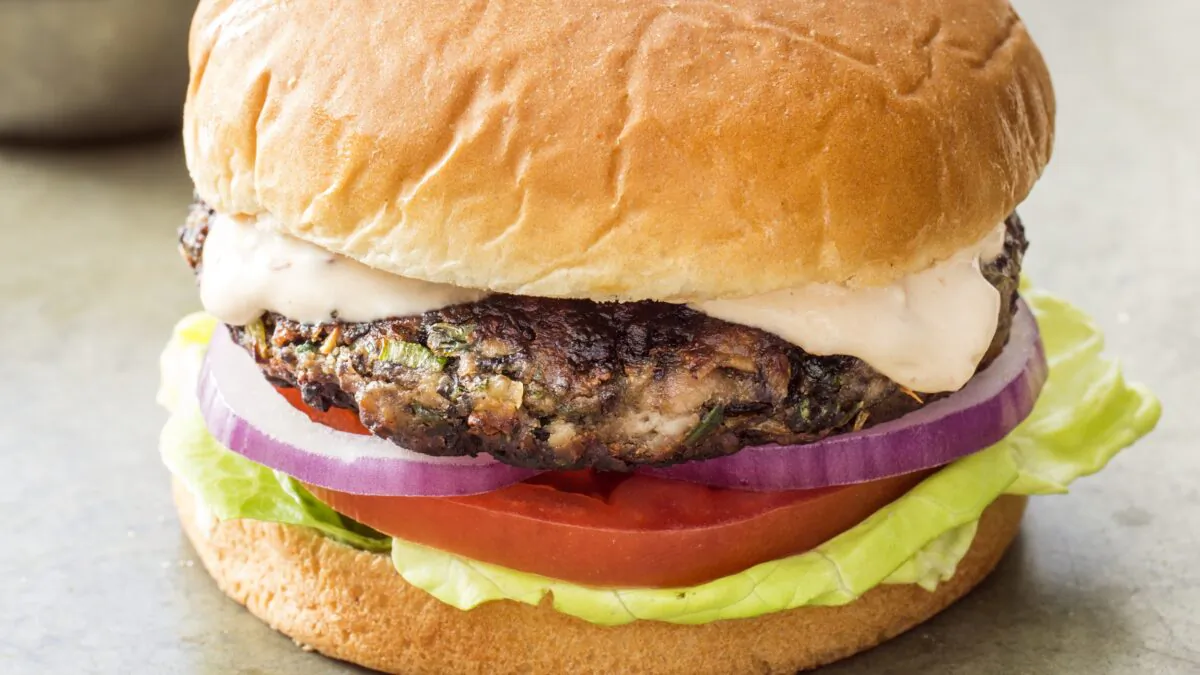 Black beans and Southwestern‑inspired seasoning dress up this veggie burger. (Marie Piraino)