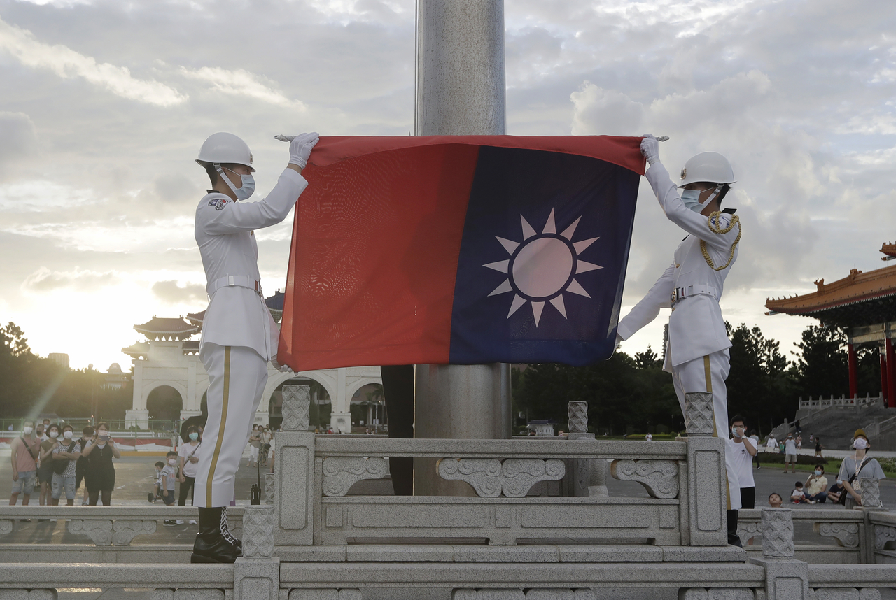 Nearly Half of Australians Support Sending Troops to Defend Taiwan: Poll - Vimarsana News