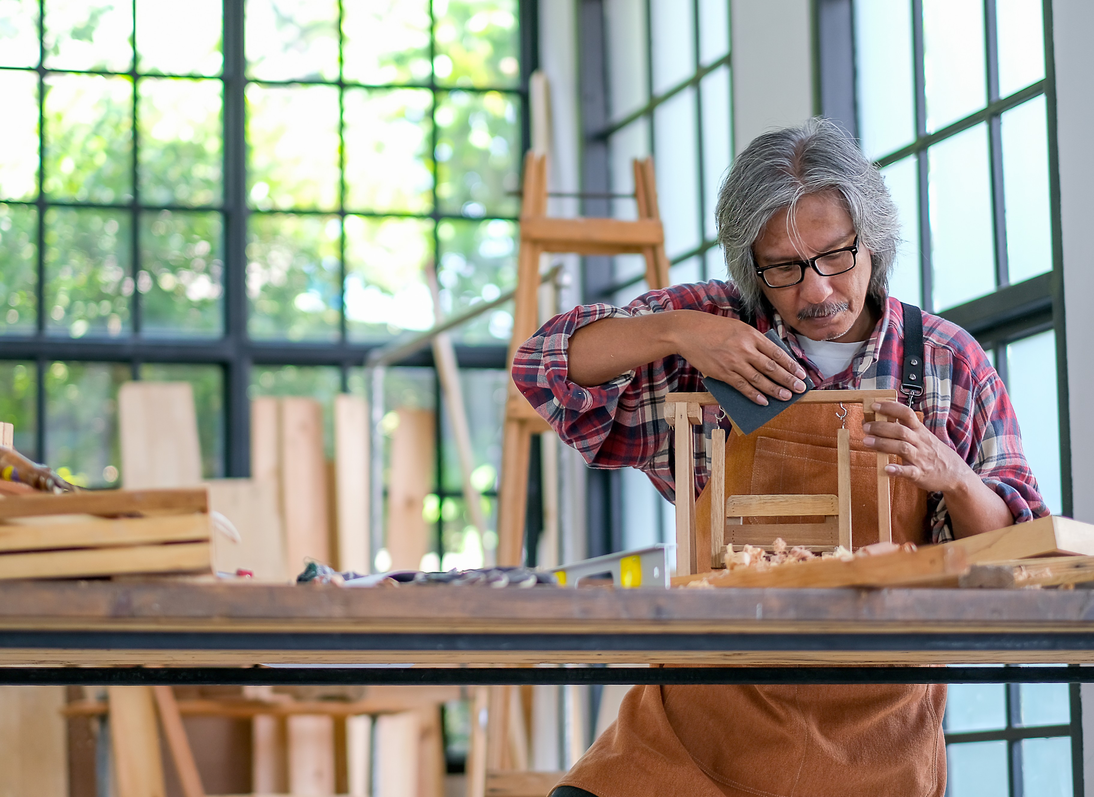 Remove Old, Worn Finish From Woodwork - Vimarsana News