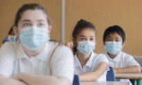 Alberta Prohibits Schools From Mandating Masks, Online Learning