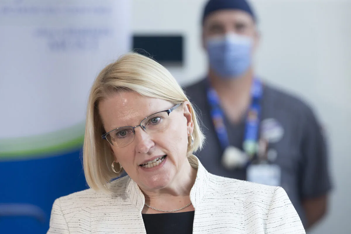 Ontario Health Minister Sylvia Jones makes an announcement at Toronto’s Sunnybrook Hospital on Aug. 18, 2022. (The Canadian Press/Chris Young)