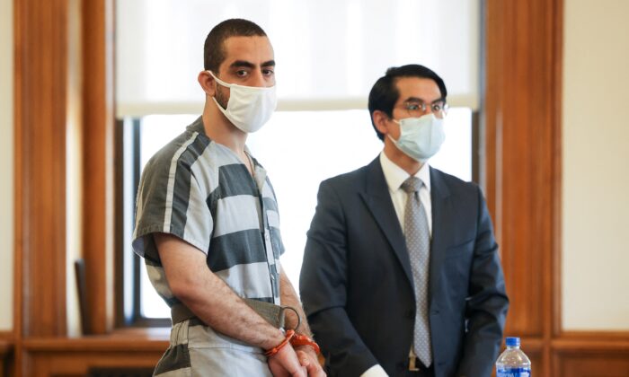 Hadi Matar appears in court on charges of attempted murder and assault on author Salman Rushdie in Mayville, N.Y., on Aug. 18, 2022. (Lindsay DeDario/Reuters)