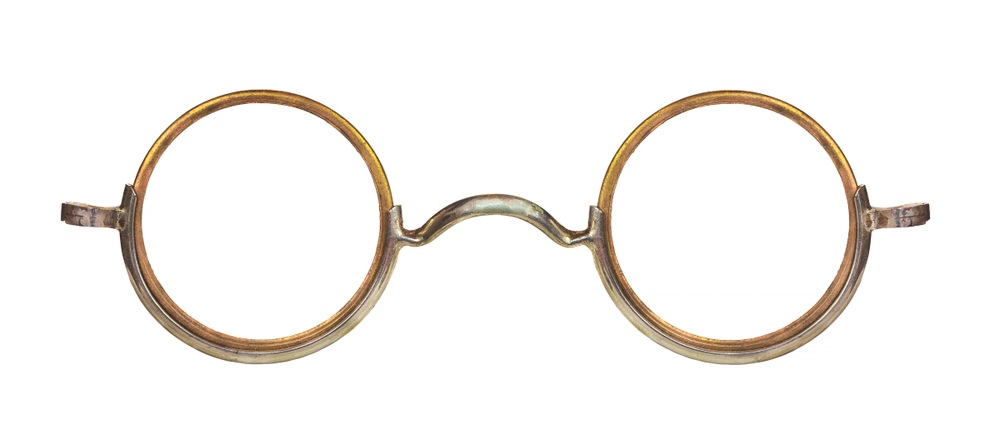 Vintage,Circular,Eyeglasses,Isolated,On,A,White,Background