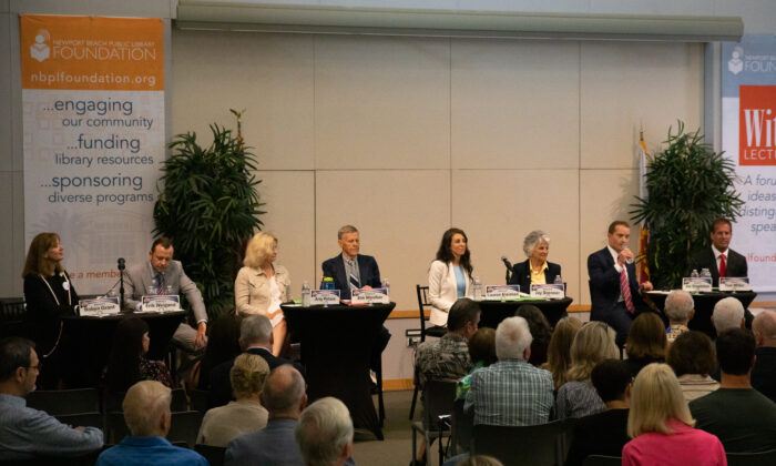 City Council candidates speak at the Public Library in Newport Beach, Calif., on Aug. 18, 2022. (John Fredricks/The Epoch Times)