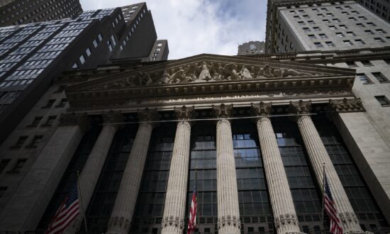 Tech Stocks Lead Wall Street Lower, Breaking Winning Streak